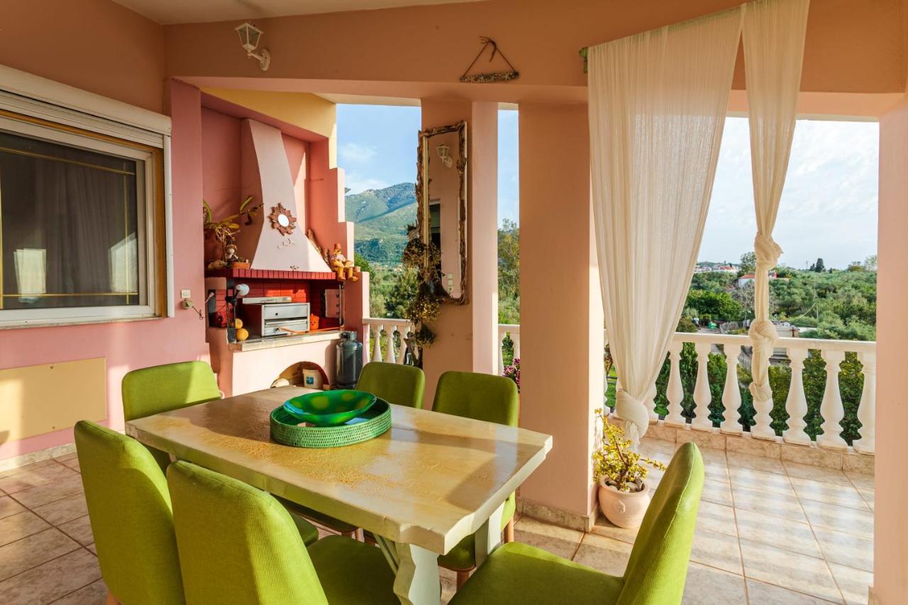 Villa Beachfront Luxury Villa-private Pool,garden Heaven