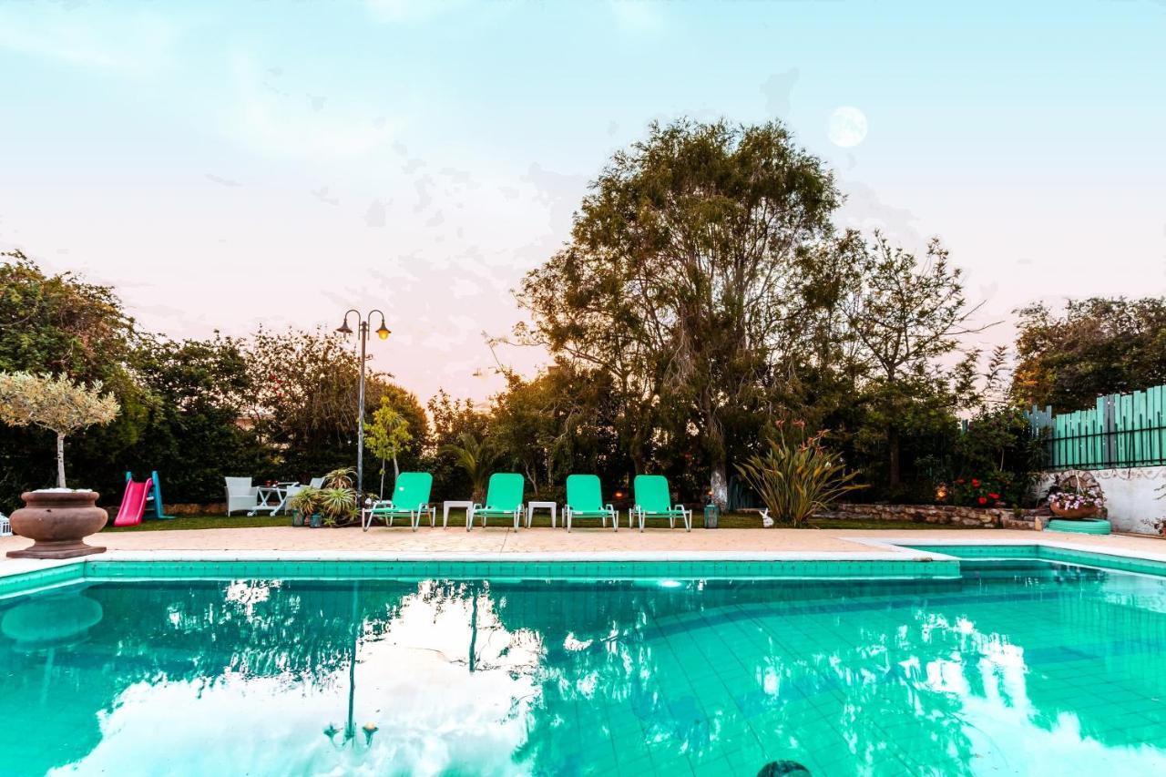 Beachfront Luxury Villa-private Pool,garden Heaven Villa Kyparissia